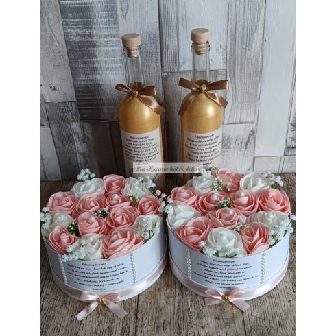 Szülőköszöntő szett rózsaszín-fehér nagyméretű virágboxokkal 